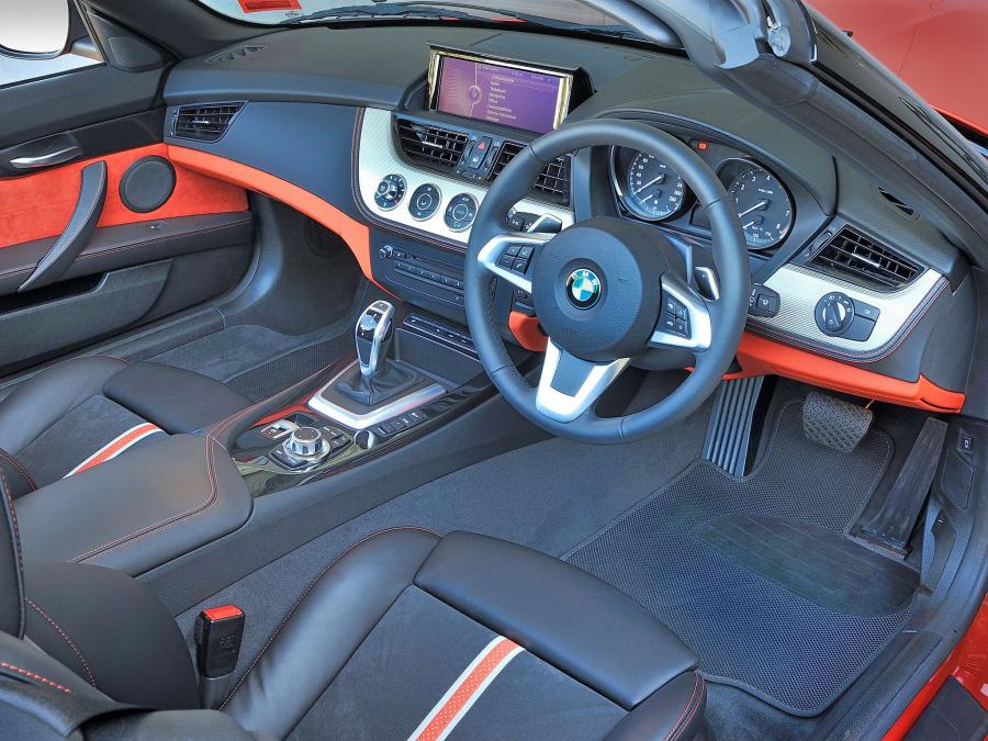  BMW Z4 sDrive 2.8i Roadster 2013 года  (AU) (фото 8 из 16)